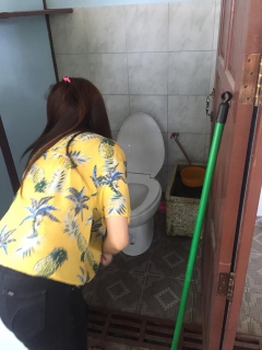ไฟล์แนบ กปภ.สาขากาญจนบุรีร่วมจัดกิจกรรม "ล้างส้วมพร้อมกัน รับวันสงกรานต์" ประจำปี 2561 