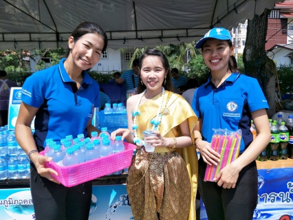 ไฟล์แนบ กปภ.สาขาสมุทรสาคร มอบน้ำดื่มบรรจุขวดจำนวน 400 ขวด เพื่อสนับสนุนพิธีรดน้ำขอพรผู้ว่าราชการจังหวัดสมุทรสาคร และนายกเหล่ากาชาดจังหวัดสมุทรสาคร ประจำปี 2561