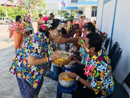 ไฟล์แนบ กปภ.สาขาอ้อมน้อย ร่วมสืบสานประเพณีไทยเนื่องในวันสงกรานต์