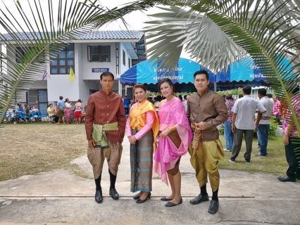 ไฟล์แนบ กปภ.สาขาพนมทวน สืบสานแต่งไทย ชวนไปสรงน้ำพระรดน้ำดำหัวผู้สูงอายุ 