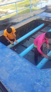 ไฟล์แนบ การประปาส่วนภูมิภาคสาขาอู่ทอง ร่วมกิจกรรมล้างถังตกตะกอน