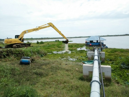 ไฟล์แนบ การประปาส่วนภูมิภาค สาขาเมืองพล บริการน้ำดื่มบรรจุขวดตราสัญลักษณ์ กปภ.สนันสนุน โครงการประชารัฐพัฒนาอ่างเก็บน้ำบึงละเลิงหวาย กำจักผักตบชวาและวัชพืชในอ่างเก็บน้ำละเลิงหวาย อำเภอพล จังหวัดขอนแก่น