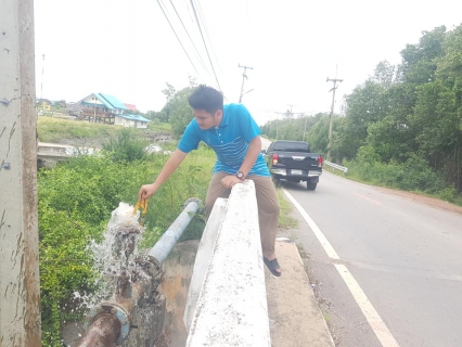 ไฟล์แนบ กปภ.สาขาสมุทรสงคราม ลงพื้นที่ตรวจสอบ/แก้ปัญหาน้ำไหลอ่อน-ไม่ไหล อย่างเร่งด่วน บริเวณ หมู่ที่ 4 และ หมู่ที่ 5 ตำบลคลองโคน