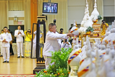 ไฟล์แนบ กปภ.สาขาอุบลราชธานี ร่วมพิธีถวายเครื่องราชสักการะ และจุดเทียนชัยถวายพระพร  สมเด็จพระเจ้าอยู่หัวฯ รัชกาลที่ 10