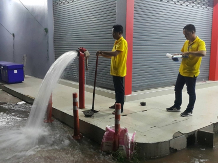 ไฟล์แนบ กปภ.สาขากำแพงเพชร ลงพื้นที่ระบายตะกอนในเส้นท่อ เพื่อลดความขุ่นในระบบจำหน่ายน้ำ ให้ได้น้ำประปามีความใสสะอาด ตามแผนโครงการจัดการน้ำสะอาด (Water Safety Plan)