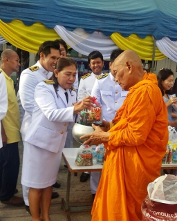 ไฟล์แนบ กปภ.สาขาพนมทวน ร่วมพิธีทำบุญตักบาตร และถวายพระพรชัยมงคล เนื่องในวันเฉลิมพระชนมพรรษา 66 พรรษา 28 กรกฎาคม 2561