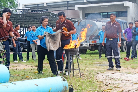 ไฟล์แนบ กปภ.สาขาอุบลราชธานี จัดกิจกรรมฝึกซ้อมแผนอัคคีภัยประจำสำนักงาน