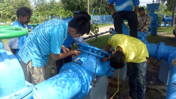 ไฟล์แนบ กปภ.สาขาลำปลายมาศ ทำความสะอาดและรักษามาตรฐานอุปกรณ์ควบคุมแรงดันน้ำ