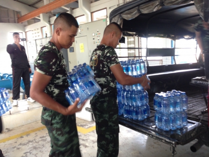 ไฟล์แนบ กปภ.สาขาสามพรานมอบน้ำดื่มตราสัญลักษณ์ ให้กับกองพันทหารสารวัตรที่ 11 