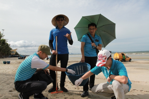 ไฟล์แนบ กปภ.เขต ๑ จัดกิจกรรม CSR เก็บขยะชายหาดบางแสน