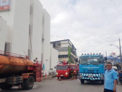 ไฟล์แนบ กปภ.สาขาสมุทรสงคราม ให้การสนับสนุนรถบรรทุกน้ำ กปภ. และเตรียมจุดรับน้ำเพื่อระงับเหตุเพลิงไหม้