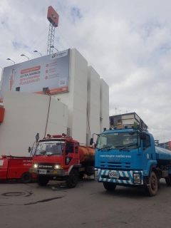 ไฟล์แนบ กปภ.สาขาสมุทรสงคราม ให้การสนับสนุนรถบรรทุกน้ำ กปภ. และเตรียมจุดรับน้ำเพื่อระงับเหตุเพลิงไหม้