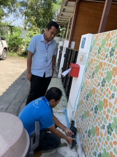 ไฟล์แนบ กปภ.สาขาสามพราน ลงพื้นที่ สุ่ม ตรวจสอบมาตรวัดน้ำ และการลักน้ำใช้ หมู่บ้านพฤกษา 75