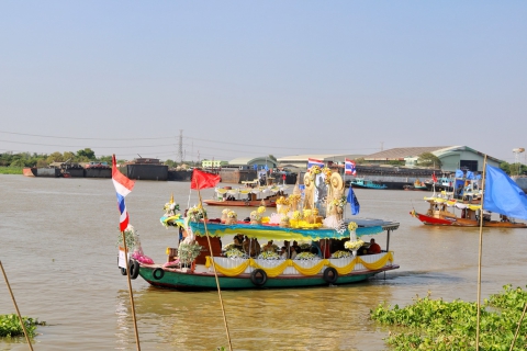 ไฟล์แนบ กปภ.สาขาปทุมธานี สนับสนุนน้ำดื่ม กปภ. โครงการ 250 ปี ตามรอยกองเรือยกพลขึ้นบกสมเด็จพระเจ้าตากสินมหาราช จากจันทบุรีสู่อยุธยา จังหวัดปทุมธานี 