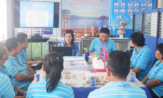 ไฟล์แนบ กปภ.สาขาพนมทวน ต้อนรับคณะศึกษาดูงานศูนย์ราชการสะดวก (GECC) จาก กปภ.สาขาเลาขวัญ