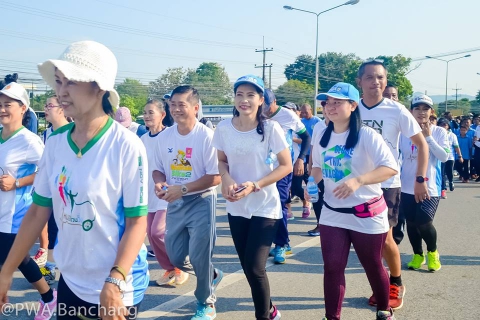 ไฟล์แนบ ประปาบ้านฉาง ร่วม "หมอชวนวิ่ง" พร้อมมอบน้ำดื่มบริการนักวิ่งร่วมทาง 