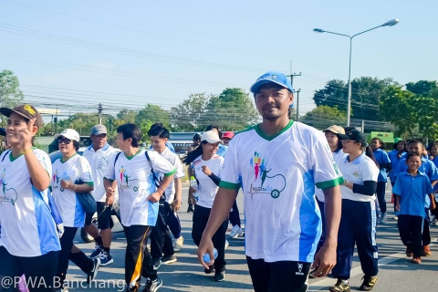 ไฟล์แนบ ประปาบ้านฉาง ร่วม "หมอชวนวิ่ง" พร้อมมอบน้ำดื่มบริการนักวิ่งร่วมทาง 