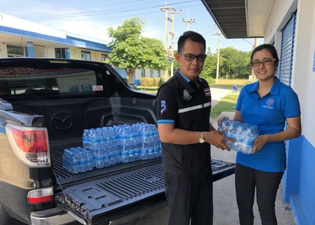 ไฟล์แนบ กปภ.สาขาพนมทวน ร่วมสนับสนุนน้ำดื่มบรรจุขวดตราสัญลักษณ์ กปภ.ให้กับชมรมกีฬาอาวุโส VIP-พนมทวน