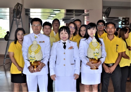 ไฟล์แนบ กปภ.สาขาขลุง ร่วมกิจกรรมเนื่องในโอกาสวันเฉลิมพระชนมพรรษาพระบาทสมเด็จพระปรมินทรมหาภูมิพลอดุยเดช บรมนาถบพิตร วันชาติ และวันพ่อแห่งชาติ ประจำปี 2561 