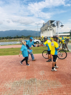 ไฟล์แนบ กปภ.สาขาขลุง ร่วมแจกน้ำดื่มตราสัญลักษณ์ กปภ. กิจกรรม "Bike อุ่นไอรัก"