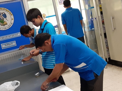 ไฟล์แนบ กปภ.สาขาสุพรรณบุรี ร่วมกับศูนย์อำนวยการป้องกันและปราบปรามยาเสพติดจังหวัดสุพรรณบุรี (ศอ.ปส.จ.สพ.) ดำเนินการตาม โครงการสุพรรณบุรีสีขาวปลอดยาเสพติด ประจำปี 2562 โดยดำเนินการตรวจปัสสาวะเพื่อหาสารเสพติดพนักงานและลูกจ้างทุกคนในสังกัดกปภ.สาขาสุพรรณบุรี ตามแนวทาง Suphanburi Model เพื่อทำให้เป็นจังหวัดสุพรรณบุรีสีขาว ปลอดยาเสพติดอย่างยั่งยืน ซึ่งหลังจากการตรวจปัสสาวะพบว่ากปภ.สาขาสุพรรณบุรีไม่พบผู้ติดสารเสพติ