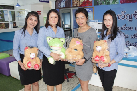 ไฟล์แนบ กปภ.สาขาจันทบุรี สนับสนุน ของขวัญ ของรางวัล และ น้ำดื่มตราสัญลักษณ์ กปภ. แก่หน่ายงานที่จัดกิจกรรม วันเด็กแห่งชาติ ประจำปี 2562 ภายในจังหวัดจันทบุรี 