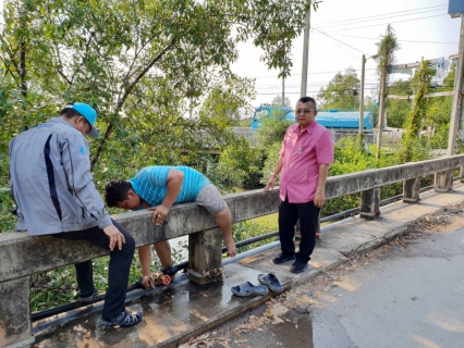 ไฟล์แนบ กปภ.สาขาสมุทรสงคราม ลงพื้นที่แก้ปัญหาน้ำประปาไม่ไหล หมู่ที่ 4 ต.คลองโคน อ.เมือง จ.สมุทรสงคราม 