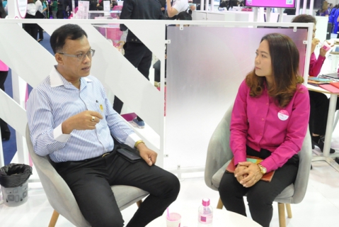 ไฟล์แนบ ผู้อำนวยการการประปาส่วนภูมิภาคเขต ๖ เป็นตัวแทนเข้ารับมอบกรมธรรม์ PA 100  ในงาน Money Expo ขอนแก่น 2019 