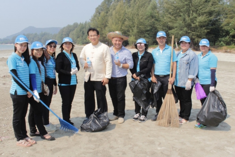 ไฟล์แนบ การประปาส่วนภูมิภาคสาขาจันทบุรี   จัดกิจกรรม CSR เก็บขยะชายหาดเจ้าหลาว  พร้อมนำน้ำดื่มตราสัญลักษณ์ กปภ. มาให้บริการ