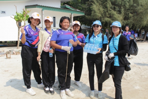 ไฟล์แนบ การประปาส่วนภูมิภาคสาขาจันทบุรี   จัดกิจกรรม CSR เก็บขยะชายหาดเจ้าหลาว  พร้อมนำน้ำดื่มตราสัญลักษณ์ กปภ. มาให้บริการ