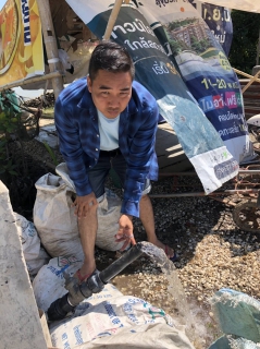 ไฟล์แนบ กปภ.สาขาสมุทรสงคราม ลงพื้นที่ตรวจสอบท่อแตกรั่วและแก้ไขปัญหาน้ำไม่ไหลพื้นที่ปลายท่อ