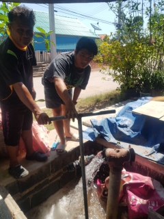 ไฟล์แนบ กปภ.สาขาสมุทรสงคราม ลงพื้นที่ตรวจสอบท่อแตกรั่วและแก้ไขปัญหาน้ำไม่ไหลพื้นที่ปลายท่อ