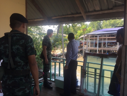ไฟล์แนบ กปภ.สาขาสมุทรสงคราม ลงพื้นที่ตรวจสอบปัญหาน้ำไม่ไหลบริเวณพื้นที่ปลายท่อ