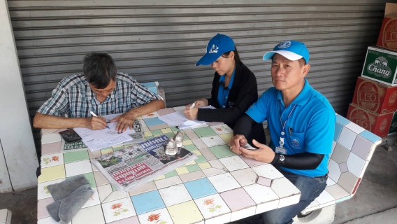 ไฟล์แนบ กปภ.สาขาสามพราน ลงพื้นที่หาลูกค้า บริเวณที่วางท่อขยายเขตแล้วเสร็จ 