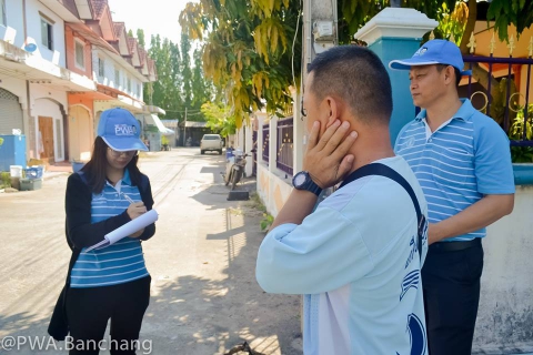 ไฟล์แนบ สาขาบ้านฉาง ลงพื้นทีเอกธานี กม.10 พลูตาหลวง สำรวจความพึงพอใจ ชวนใช้ไลน์@ ประปา