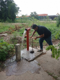 ไฟล์แนบ  กปภ.สาขากำแพงเพชร ระบายตะกอนในเส้นท่อ ตามแผนในโครงการจัดการน้ำสะอาด Water Safety Plan