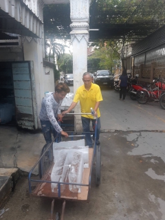 ไฟล์แนบ ลงพื้นที่ให้ความช่วยเหลือเหตุศาลาริมน้ำล่มลงในแม่น้ำแม่กลอง