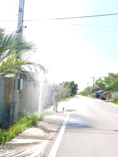 ไฟล์แนบ กปภ.สาขาสมุทรสงคราม ลงพื้นที่ตรวจสอบแรงดันน้ำ ตรวจเช็คแอร์วาล์ว ซ่อมท่อแตกรั่ว  เพื่อแก้ไขปัญหาน้ำไม่ไหลพื้นที่ปลายท่อ
