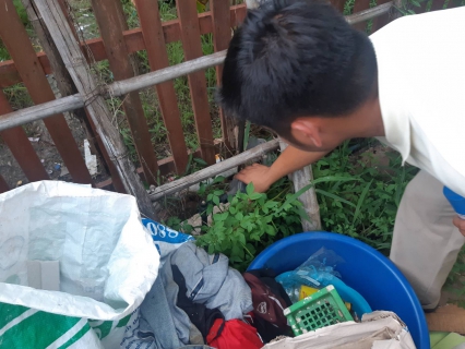 ไฟล์แนบ กปภ.สาขาสมุทรสงคราม ลงพื้นที่สำรวจท่อแตกรั่วด้วยตาเปล่าและอุปกรณ์ หูฟัง Noi stick ตามแผนปฏิบัติการลดน้ำสูญเสีย ประจำเดือน กรกฎาคม 2562 