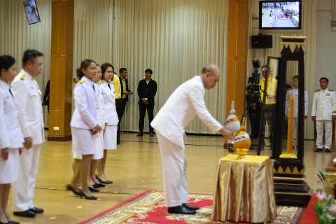 ไฟล์แนบ กปภ.สาขาอุบลราชธานี ร่วมพิธีถวายเครื่องราชสักการะ และพิธีจุดเทียนถวายพระพรชัยมงคล เนื่องในโอกาสวันเฉลิมพระชนมพรรษา พระบาทสมเด็จพระเจ้าอยู่หัว ประจำปี 2562