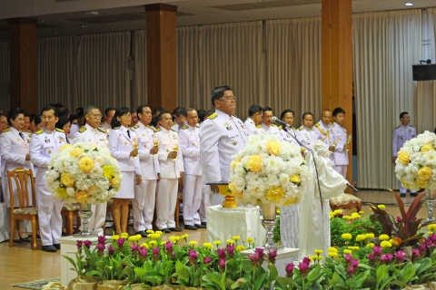 ไฟล์แนบ กปภ.สาขาอุบลราชธานี ร่วมพิธีถวายเครื่องราชสักการะ และพิธีจุดเทียนถวายพระพรชัยมงคล เนื่องในโอกาสวันเฉลิมพระชนมพรรษา พระบาทสมเด็จพระเจ้าอยู่หัว ประจำปี 2562
