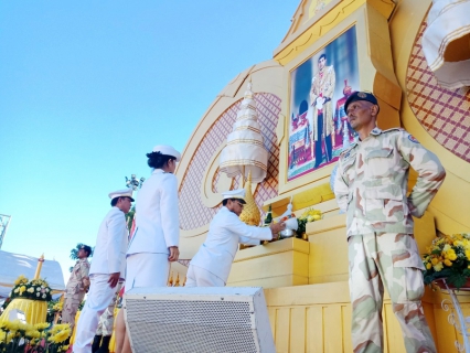 ไฟล์แนบ กปภ.สาขาปทุมธานี ร่วมพิธีลงนามถวายพระพรชัยมงคล พิธีถวายเครื่องราชสักการะ และพิธีจุดเทียนชัยถวายพระพรชัยมงคล เนื่องในวันเฉลิมพระชนมพรรษา พระบาทสมเด็จพระวชิรเกล้าเจ้าอยู่หัว ประจำปีพุทธศักราช 2562