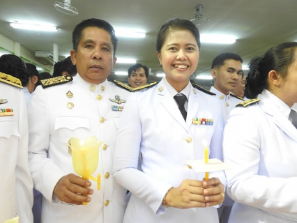 ไฟล์แนบ การประปาส่วนภูมิภาคสาขาท่าแซะ เข้าร่วมพิธีถวายเครื่องราชสักการะและพิธีจุดเทียนถวายพระพรชัยมงคล เนื่องในวันเฉลิมพระชนมพรรษาพระบาทสมเด็จพระเจ้าอยู่หัว  ประจำปีพุทธศักราช ๒๕๖๒ 