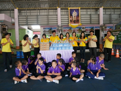 ไฟล์แนบ การประปาส่วนภูมิภาคสาขากระบี่ มอบน้ำดื่มบรรจุขวดตราสัญลักษณ์ กปภ. และผลิตภัณฑ์นมกล่องยูเอสที แก่ศูนย์การศึกษาพิเศษจังหวัดกระบี่ เพื่อมอบแก่น้องๆที่มีความพิการและบกพร่องทางร่างกาย