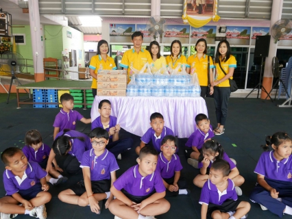 ไฟล์แนบ การประปาส่วนภูมิภาคสาขากระบี่ มอบน้ำดื่มบรรจุขวดตราสัญลักษณ์ กปภ. และผลิตภัณฑ์นมกล่องยูเอสที แก่ศูนย์การศึกษาพิเศษจังหวัดกระบี่ เพื่อมอบแก่น้องๆที่มีความพิการและบกพร่องทางร่างกาย