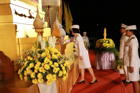 ไฟล์แนบ กปภ.สาขาสมุทรสงคราม ร่วมพิธีถวายเครื่องราชสักการะพุ่มทอง พุ่มเงิน และจุดเทียนชัยถวายพระพรชัยมงคล บริเวณซุ้มเฉลิมพระเกียรติหน้าพระบรมฉายาลักษณ์พระบาทสมเด็จพระเจ้าอยู่หัว 