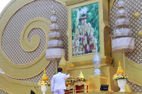 ไฟล์แนบ กปภ.สาขาระนอง ร่วมพิธีลงนามถวายพระพรชัยมงคล เนื่องในโอกาสวันเฉลิมพระชนมพรรษา พระบาทสมเด็จพระวชิรเกล้าเจ้าอยู่หัว