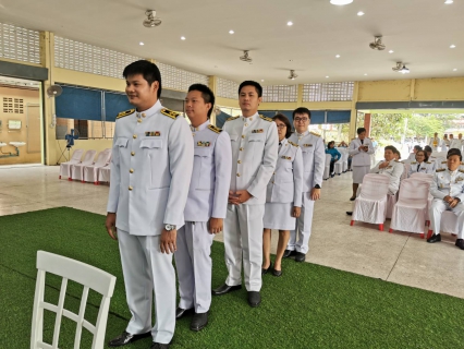 ไฟล์แนบ กปภ.สาขาปากท่อ โดยนายหาญณรงค์ เสือสมิง ผู้จัดการประปา มอบหมายให้หัวหน้างาน และพนักงาน เข้าร่วมทำบุญใส่บาตร และลงนามถวายพระพร ในพิธีเฉลิมพระเกียรติวันคล้ายวันพระราชสมภพของสมเด็จพระนางเจ้าสิริกิติ์ พระบรมราชินีนาถ พระบรมราชชนนีพันปีหลวง ณ ที่ว่าการอำเภอปากท่อ จังหวัดเพชรบุรี