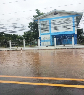 ไฟล์แนบ รปก.1 และผู้บริหาร กปภ.เขต 10 ลงพื้นที่ตรวจเยี่ยม ติดตามสถานการณ์น้ำและผลกระทบจากอุทกภัย พื้นที่ กปภ.สาขาตะพานหิน และ กปภ.สาขาชนแดน