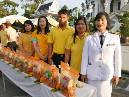 ไฟล์แนบ การประปาส่วนภูมิภาคสาขากระบี่ ร่วมพิธีทำบุญตักบาตรและถวายพวงมาลา น้อมรำลึกในพระมหากรุณาธิคุณพระบาทสมเด็จพระบรมชนกาธิเบศร มหาภูมิพลอดุลยเดชมหาราช บรมนาถบพิตร เนื่องในวันคล้ายวันสวรรคต